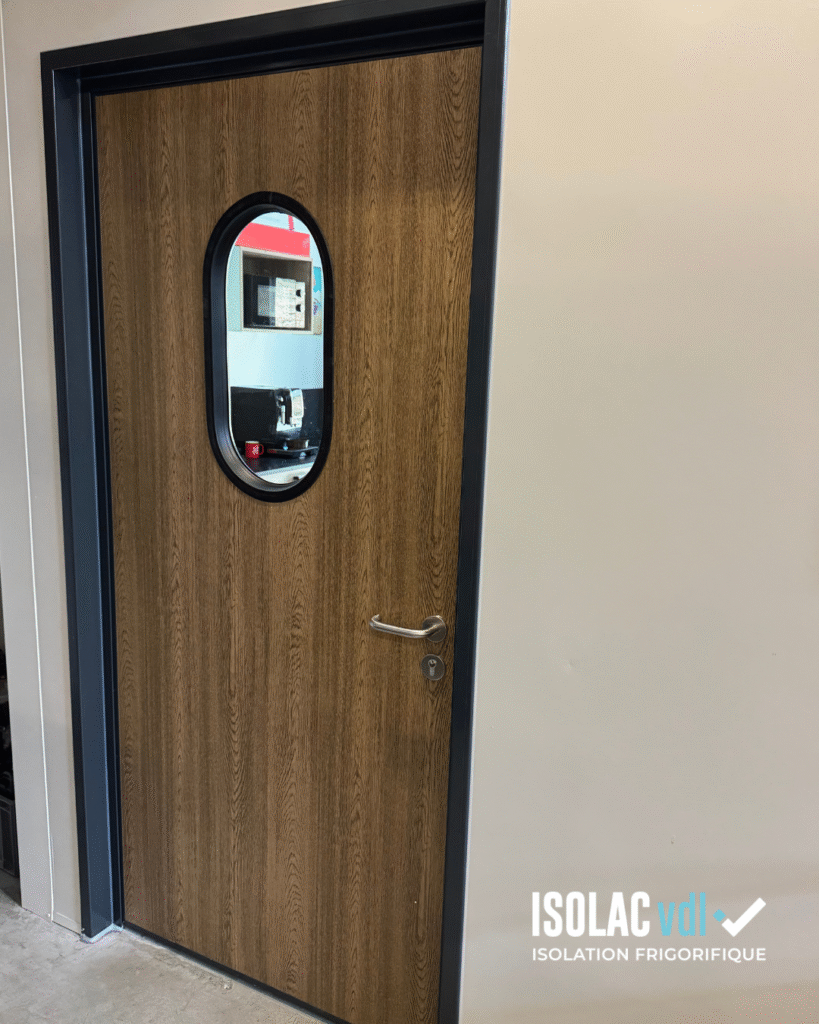 Portes isothermes imitation bois pour le secteur de l'agroalimentaire